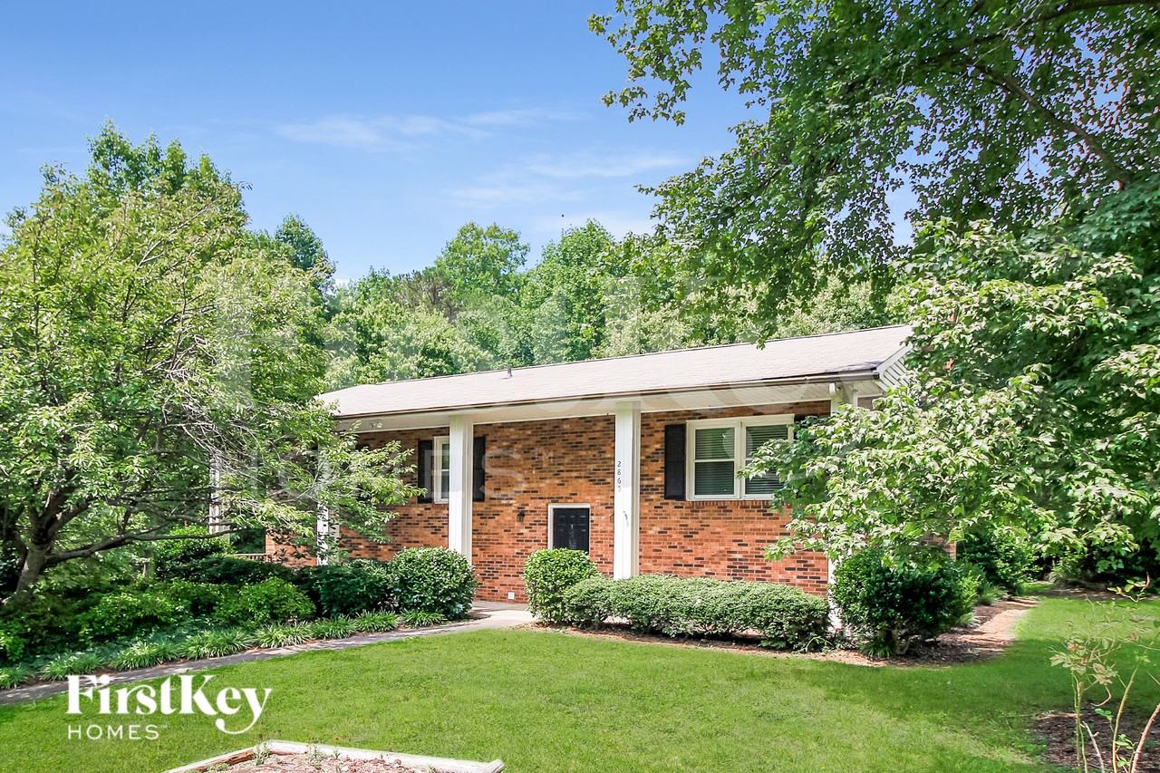 2865 Gracefield Ct - Photo 3 of 16