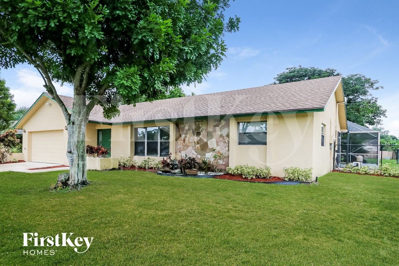 11472 Sanderling Dr - Photo 3 of 15