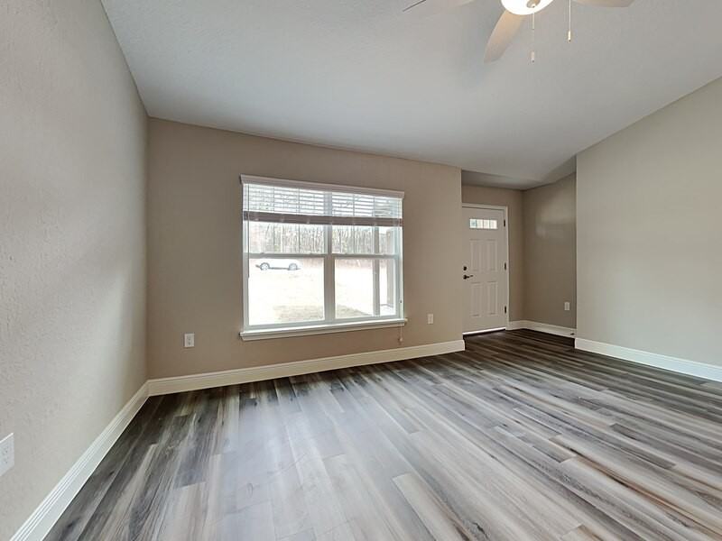 7292 N Gibralter Dr - Photo 2 of 15