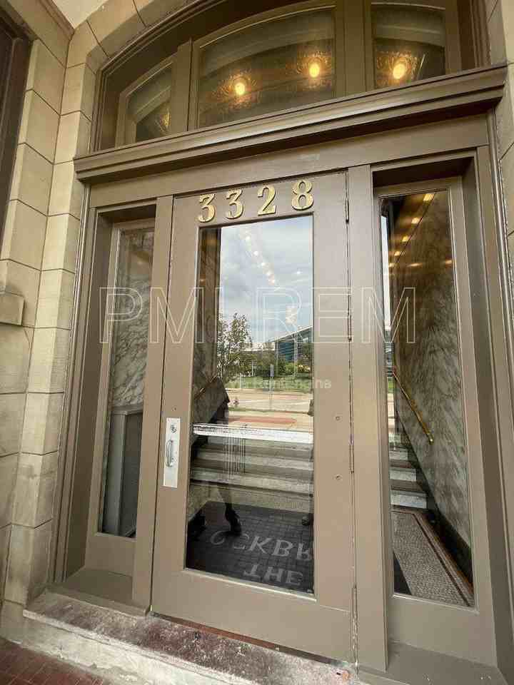 3328 Euclid Ave #105 - Photo 3 of 10