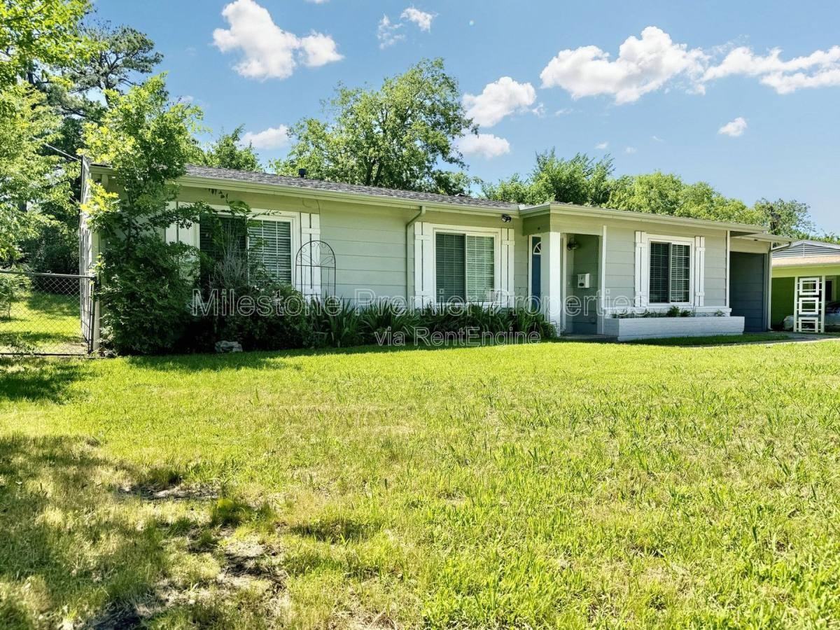 101 Twining Dr - Photo 2 of 9