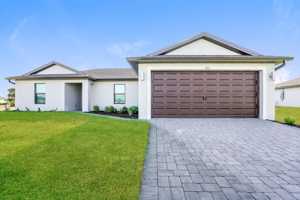 featured image of 1715 1715 NW 3rd Ave