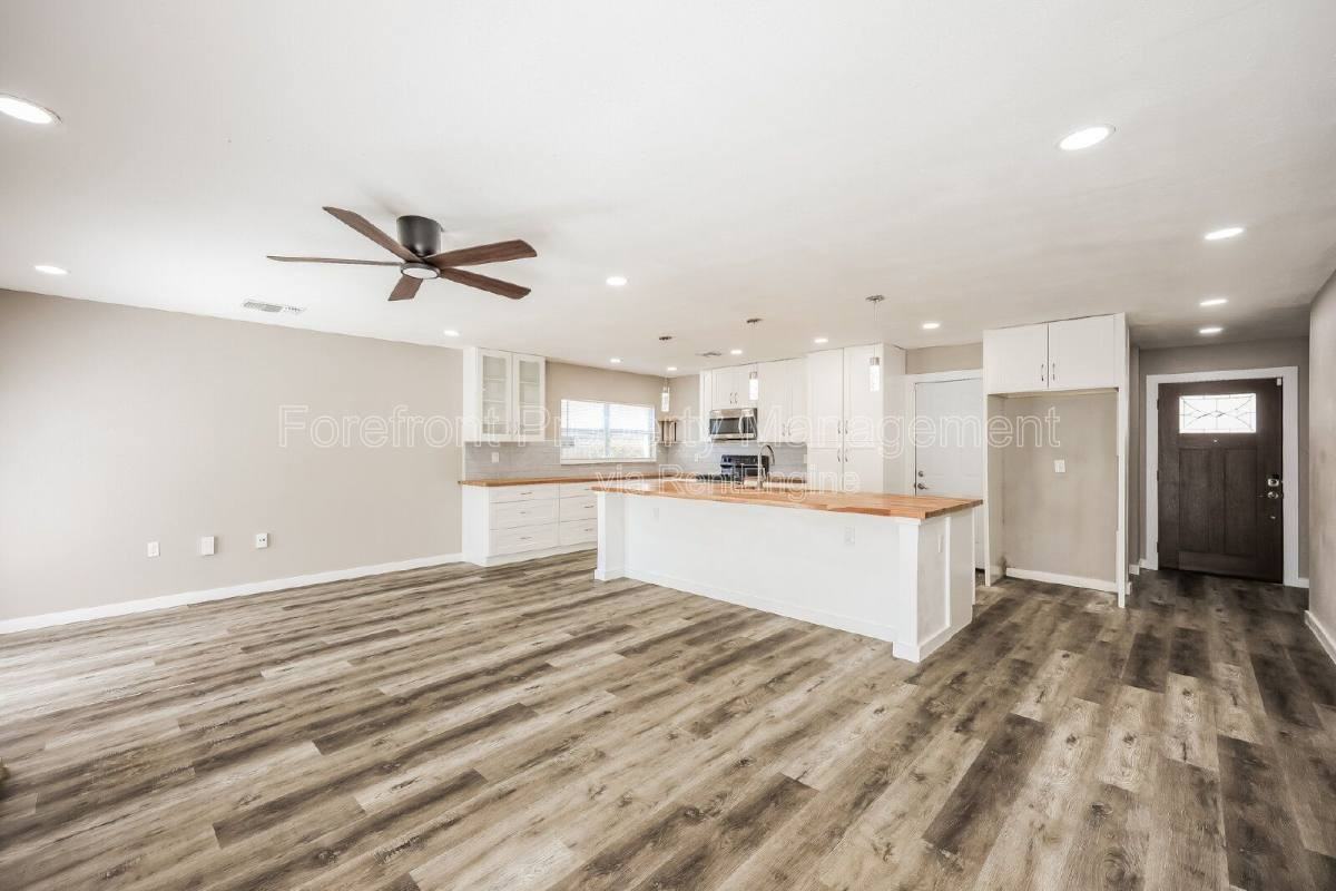 7030 Settlers Rdg - Photo 4 of 10