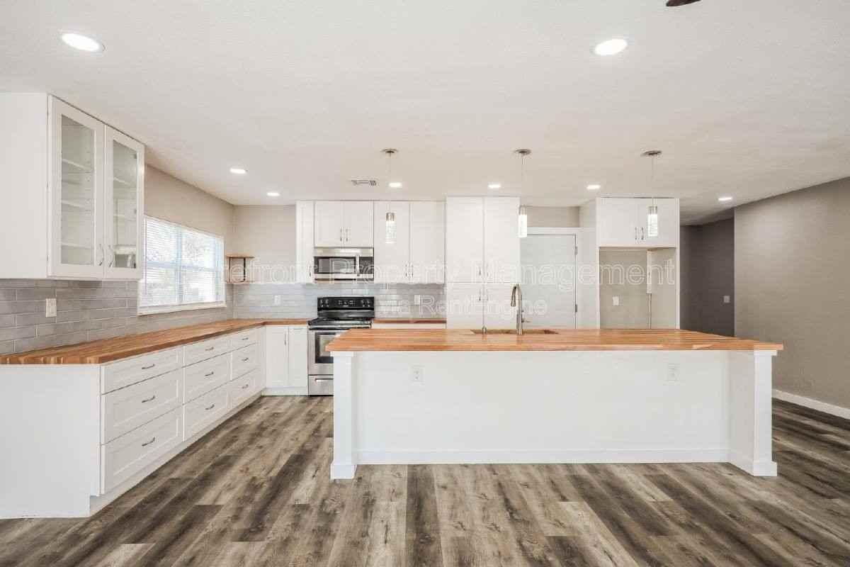 7030 Settlers Rdg - Photo 7 of 10
