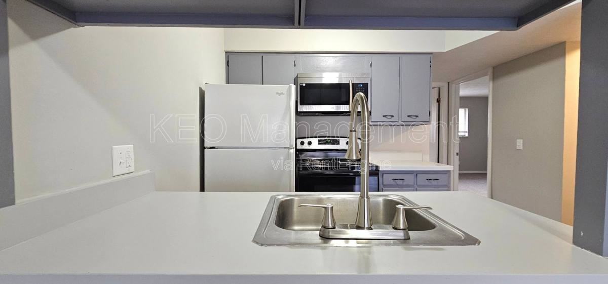 3809 Briar Pl #6 - Photo 2 of 9