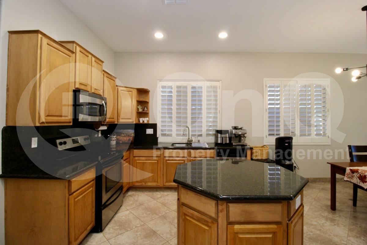 107 W Windsong Dr - Photo 3 of 10