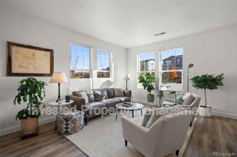 3061 Low Meadow Blvd - Photo 7 of 34