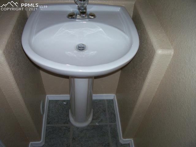 3875 Josephine Hts - Photo 4 of 9