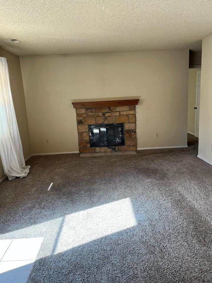 6165 Little Pine Cir - Photo 4 of 16