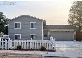 featured image of 1434 Southmoor Dr