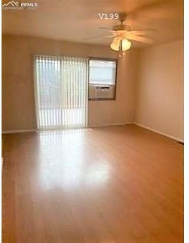 1434 Southmoor Dr - Photo 4 of 21