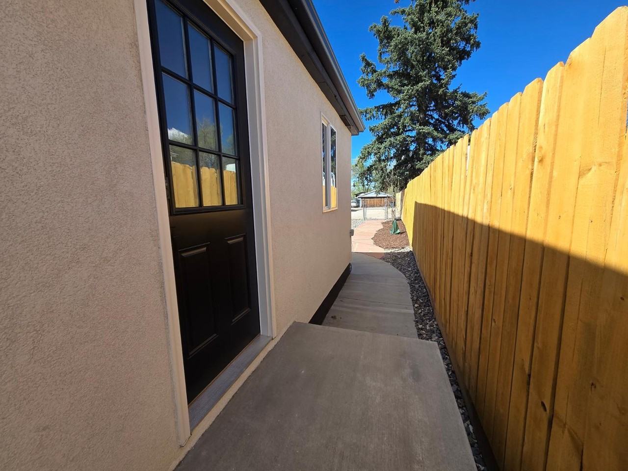 738 E Fountain Blvd #B - Photo 2 of 21