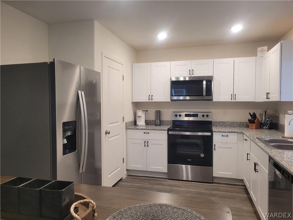 2198 E Arapaho Rd - Photo 2 of 14