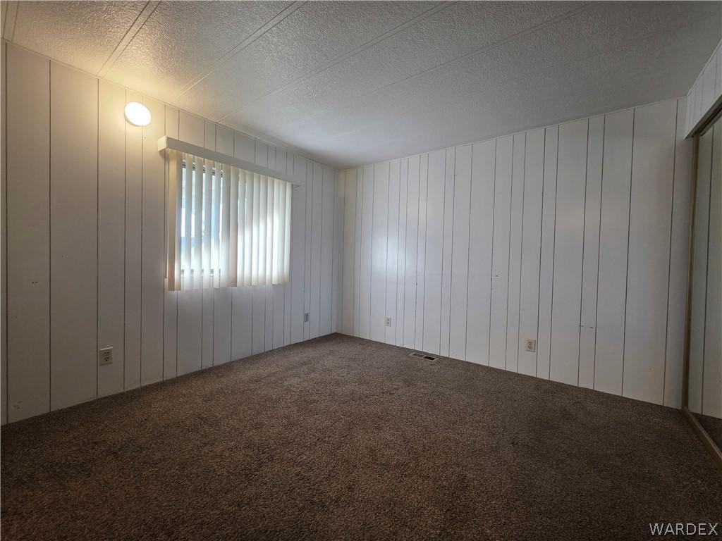 546 Roadrunner Dr - Photo 5 of 11