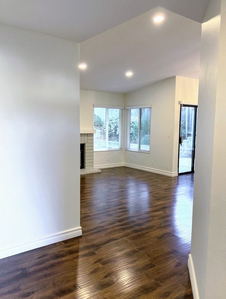 32 Herringbone Ct - Photo 7 of 25