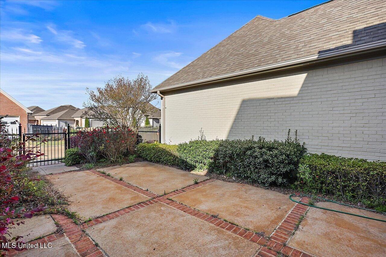 26 Savannah Cir - Photo 5 of 34