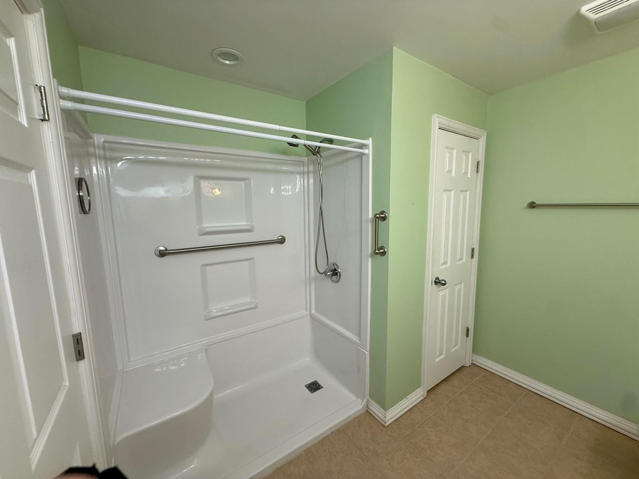 94 Riviera Dr - Photo 7 of 14