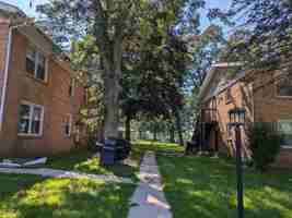 featured image of 812 W Daumer Rd #C1