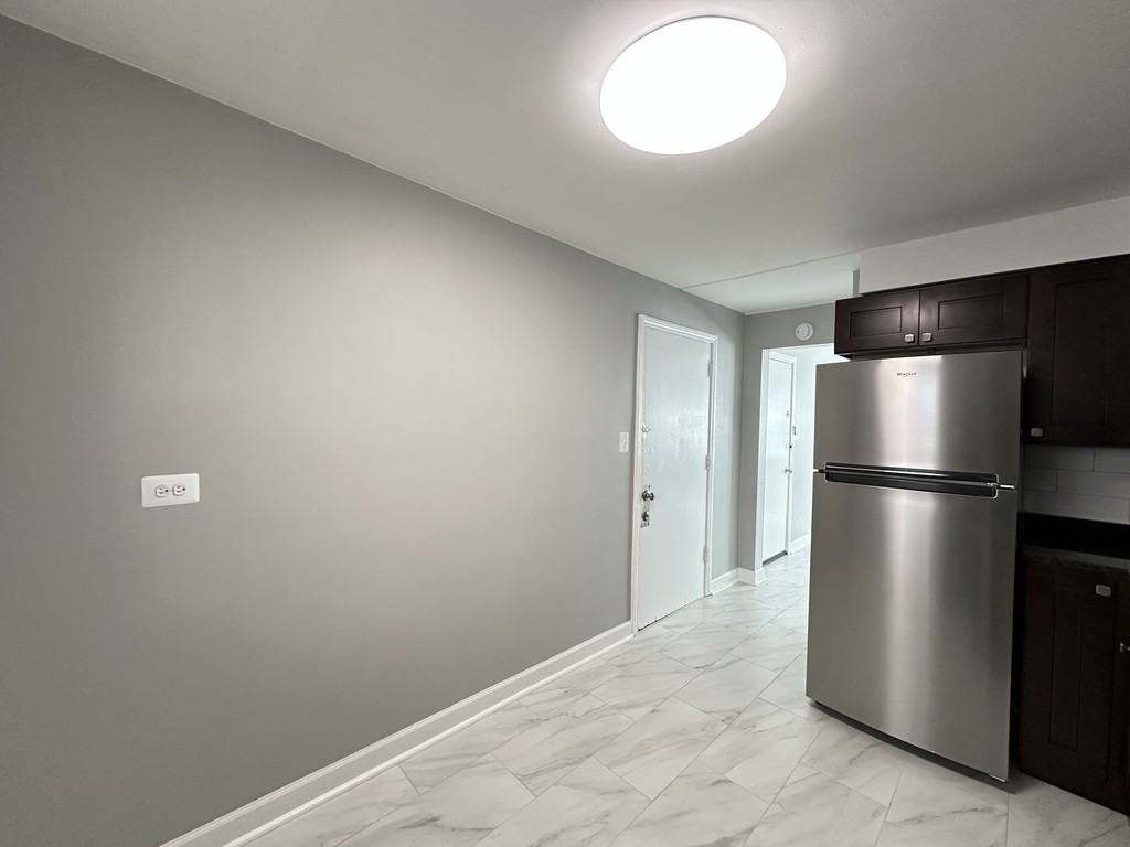 6733 N California Ave #GW - Photo 5 of 21