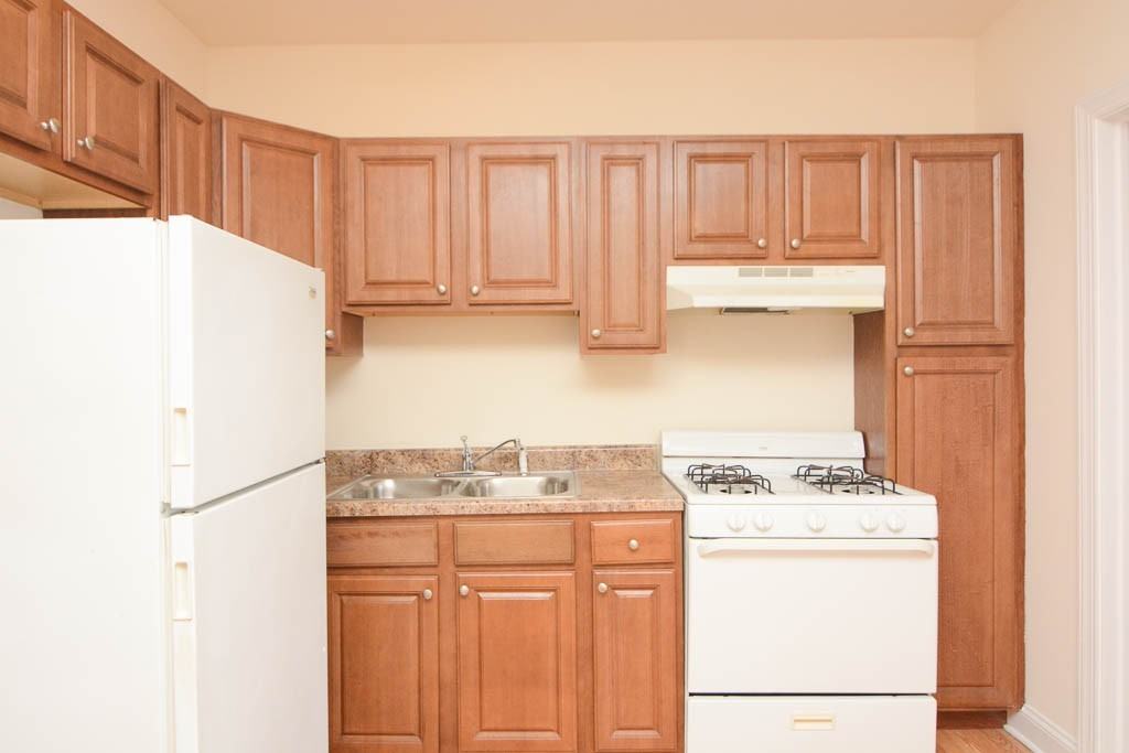 2600 N Kimball Ave #303 - Photo 2 of 16