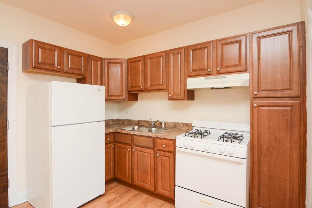 2600 N Kimball Ave #303 - Photo 3 of 16