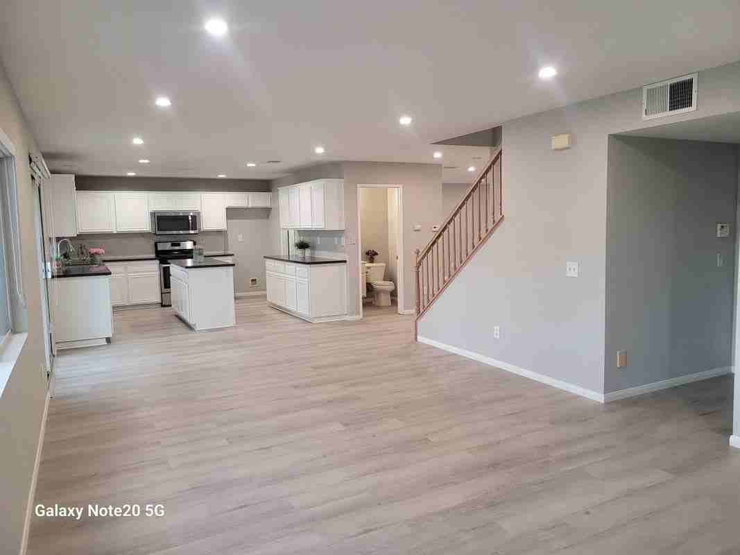 13235 Bay Meadow Ave - Photo 5 of 12