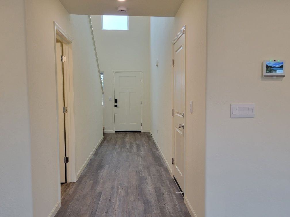 2071 Coulter Ln - Photo 4 of 13