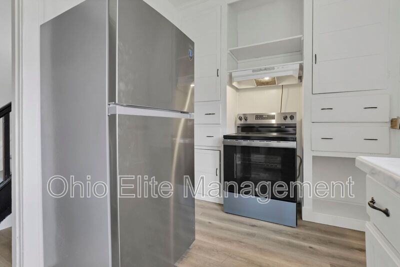 29 S Terrace Ave - Photo 2 of 32