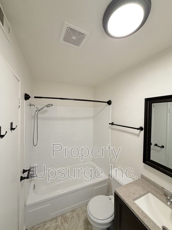 330 Bird St #25 - Photo 6 of 22