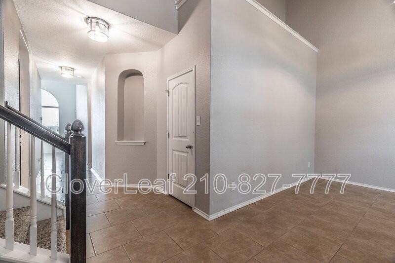 12618 Red Maple Way - Photo 6 of 40