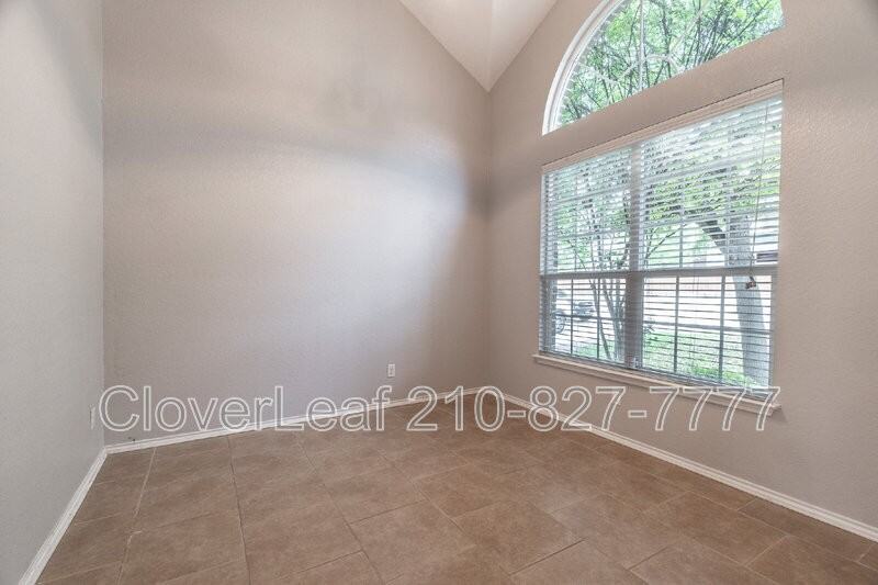 12618 Red Maple Way - Photo 7 of 40