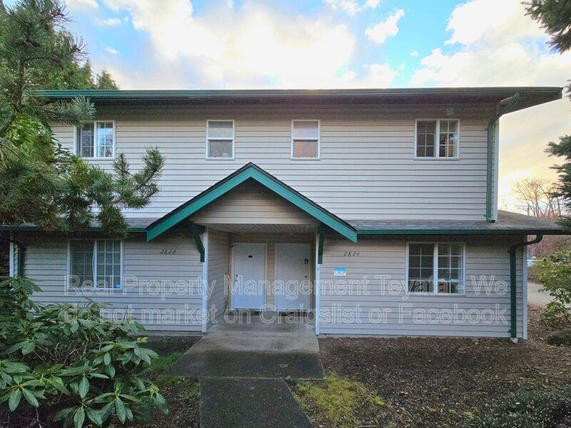 2824 Valencia St - Photo 2 of 22