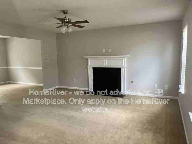 3901 Swooping Ct - Photo 5 of 20