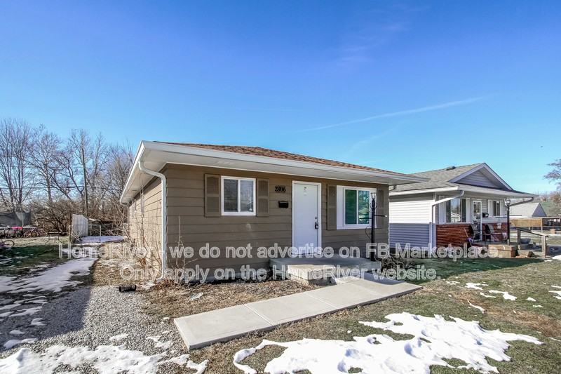 2806 Dietz St - Photo 3 of 20