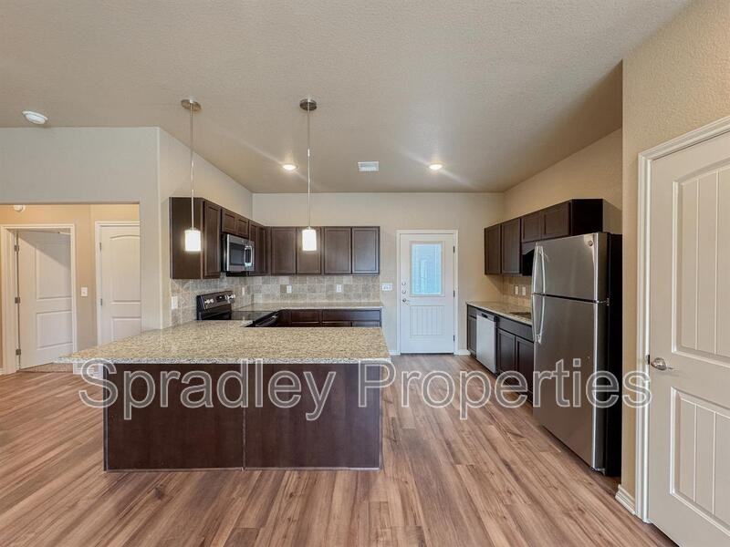 1011 Laurel Dr Unit B - Photo 5 of 15