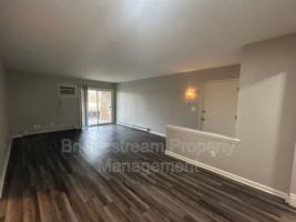featured image of 481 N Broadway St #7