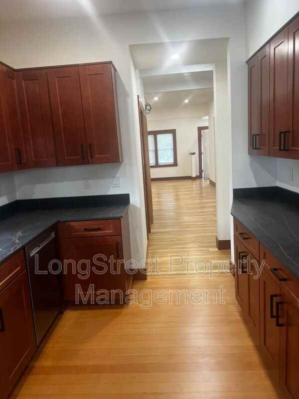 3926 S Water Ave - Photo 5 of 19