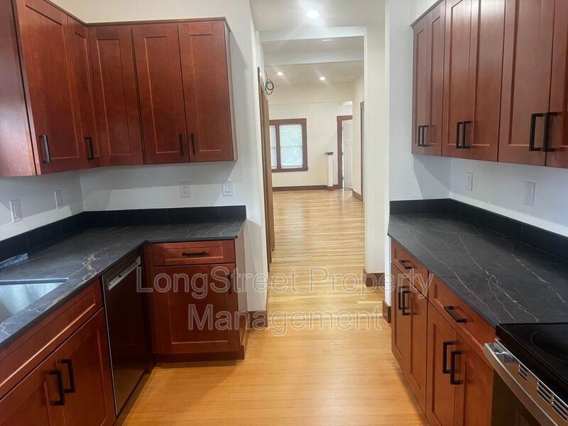 3926 S Water Ave - Photo 6 of 19