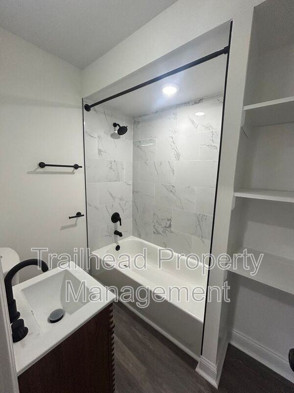 6409 Brookside Rd #1S - Photo 5 of 7