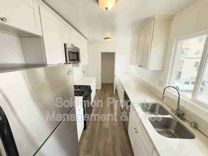 3327 1/2 Polk Ave - Photo 7 of 23