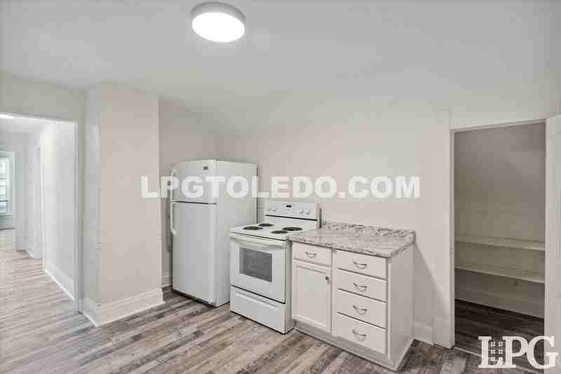 4039 Vermaas Ave - Photo 4 of 14