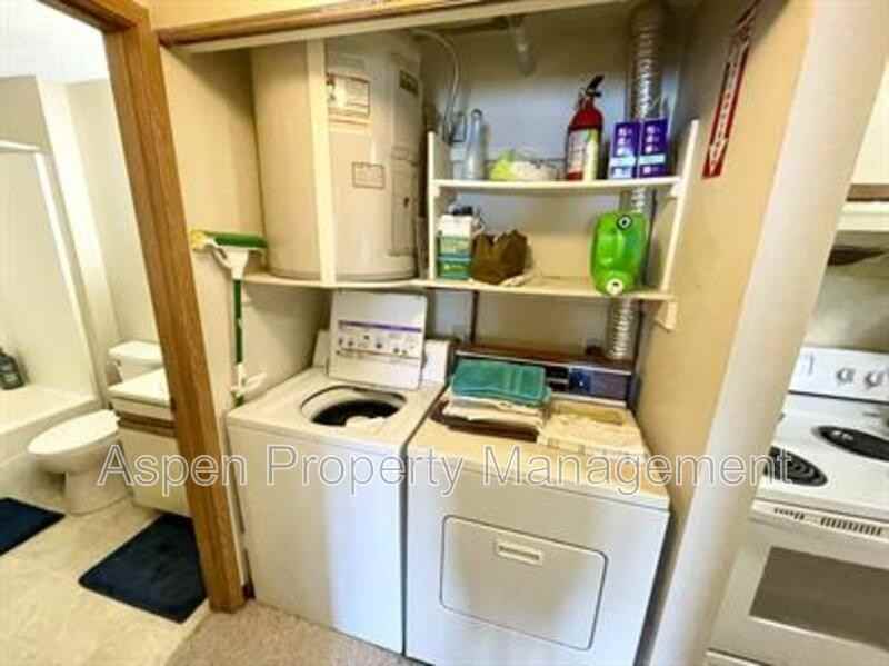 806 Benton Dr #22 - Photo 7 of 8