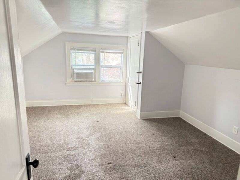 3304 Daytona Ave - Photo 7 of 15