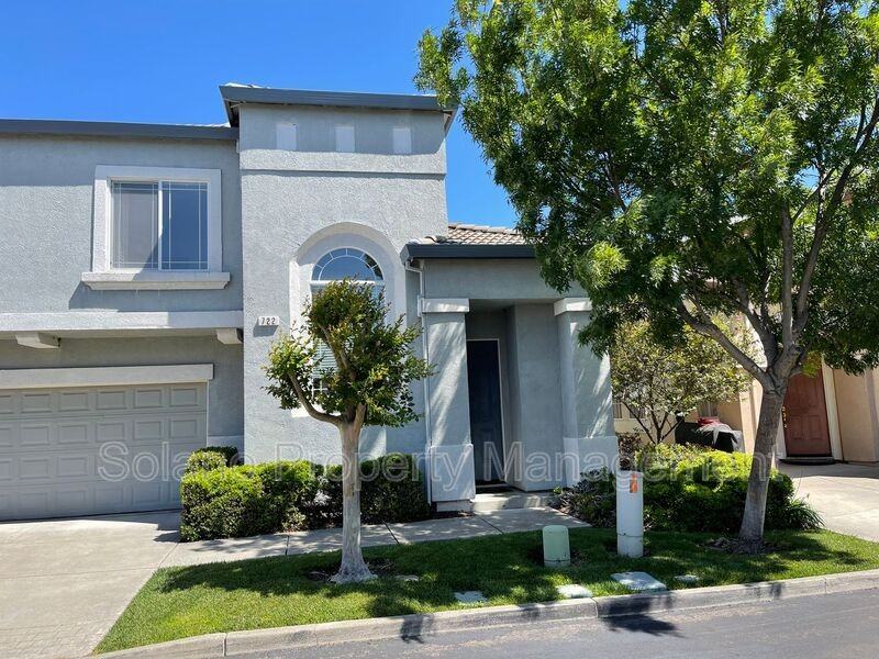 722 Trout Ct - Photo 3 of 36