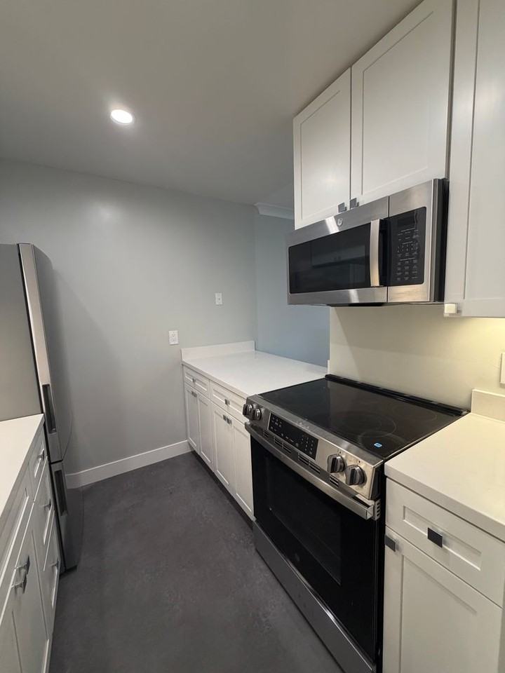 The Camille North Apartments - Photo 4 of 37