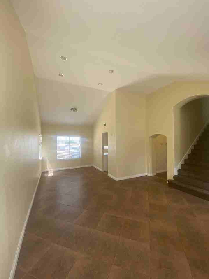 25893 Joanne Dr - Photo 7 of 12