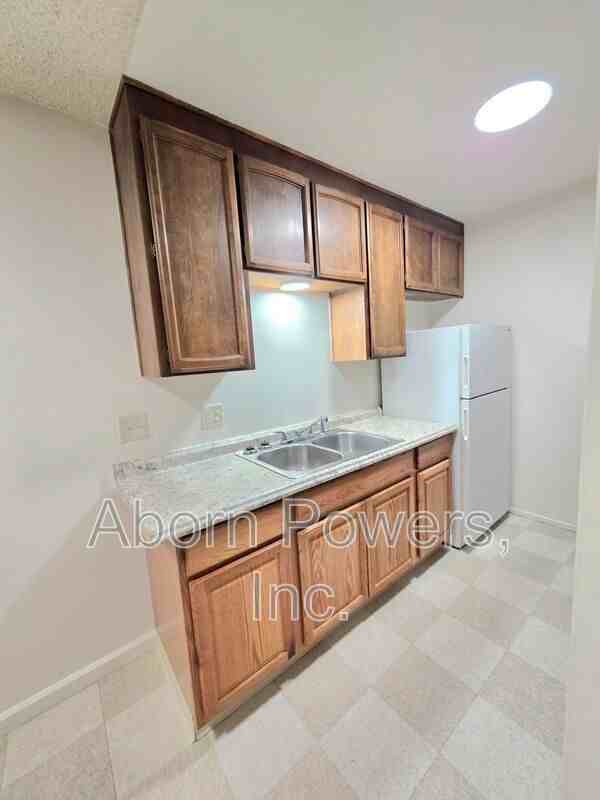 1221 B St #12 - Photo 5 of 10