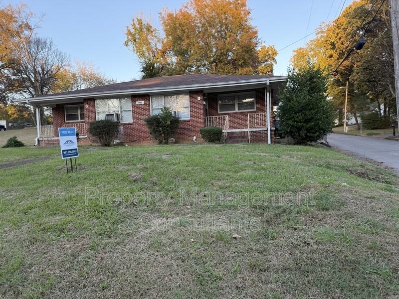 1002 Royal Avenue Florence Al - Photo 2 of 11