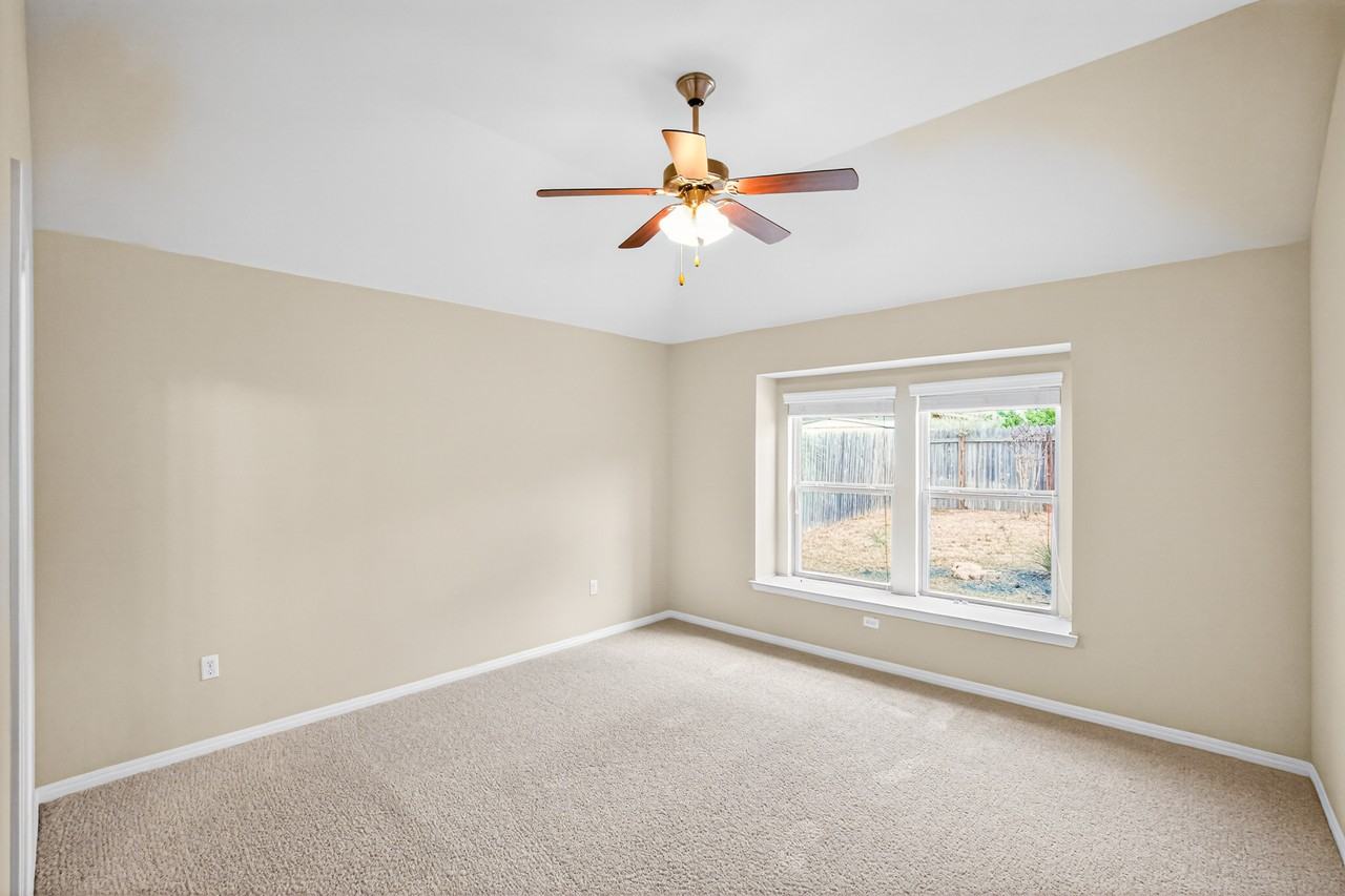 15102 Walcott Dr - Photo 4 of 14