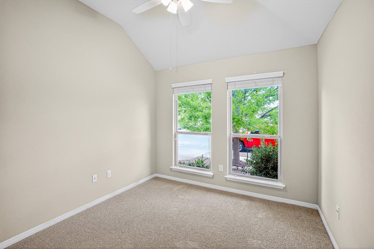 15102 Walcott Dr - Photo 5 of 14